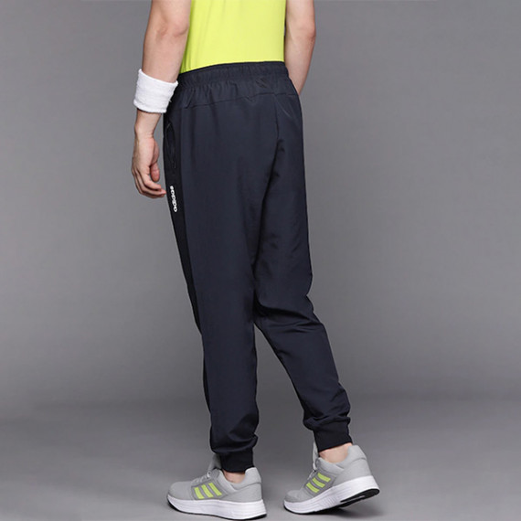 https://www.wayedge.in/products/men-navy-blue-stanford-solid-joggers