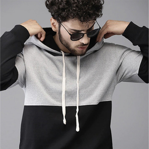 https://www.wayedge.in/products/men-black-grey-colourblocked-hooded-sweatshirt
