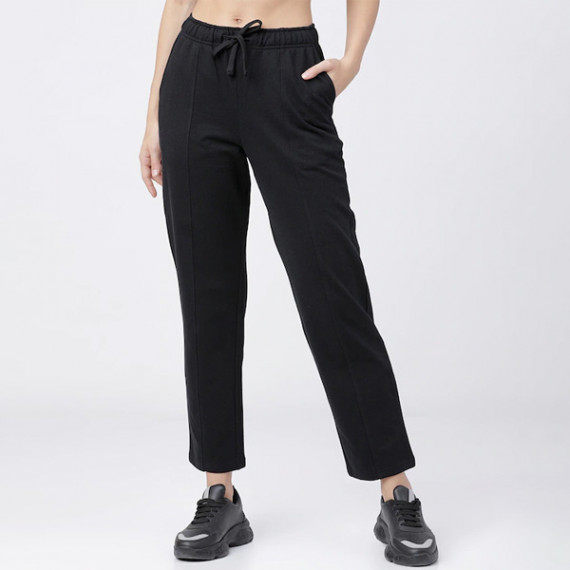 https://www.wayedge.in/products/women-black-solid-cotton-track-pant-1