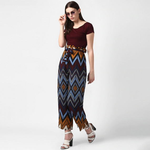 https://www.wayedge.in/products/women-navy-blue-mustard-yellow-printed-flared-palazzos