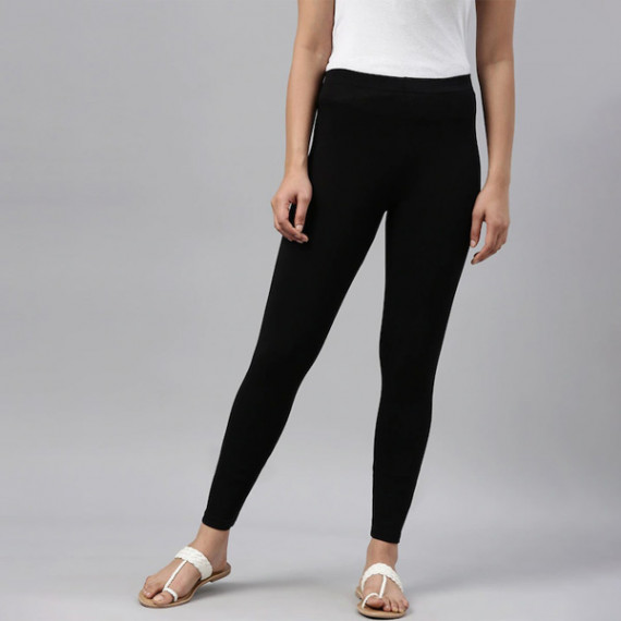 https://www.wayedge.in/products/women-black-solid-ankle-length-leggings