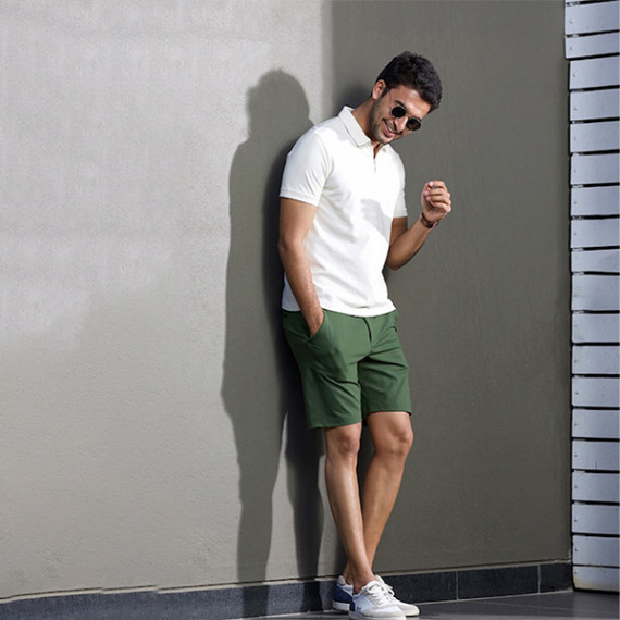 https://www.wayedge.in/products/men-green-stretch-chino-shorts