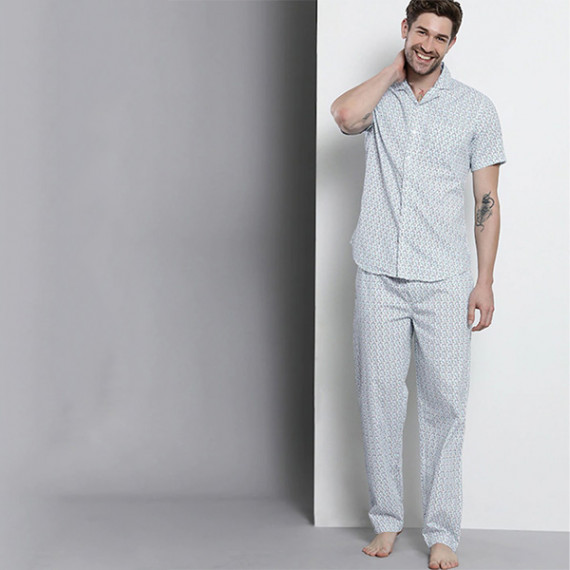 https://www.wayedge.in/products/men-white-printed-pure-cotton-night-suit