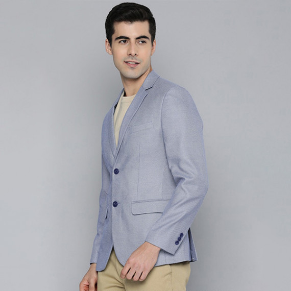 https://www.wayedge.in/products/men-blue-self-design-textured-regular-fit-smart-casual-blazer